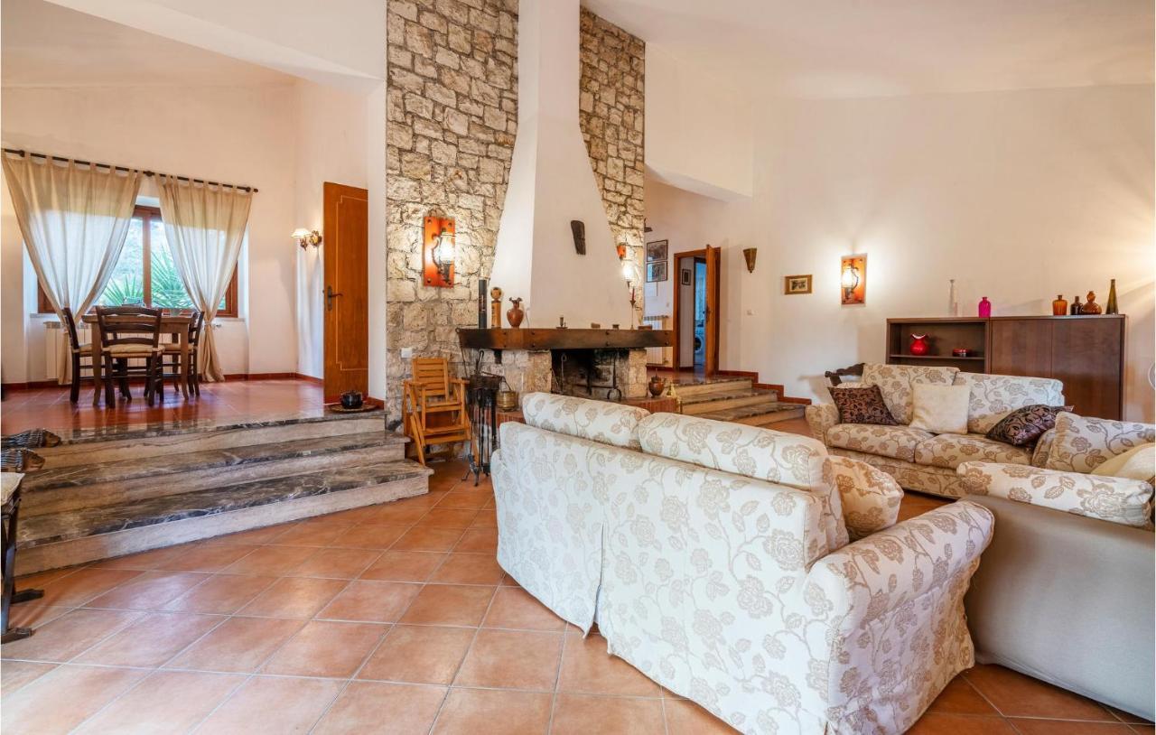 Amazing Home In Saturnia With Wifi Exterior foto